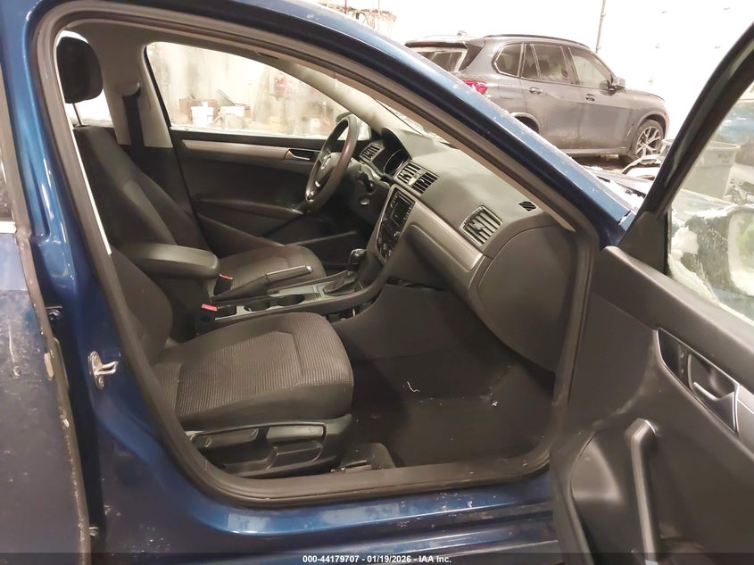 2016 Volkswagen Passat 1.8T S