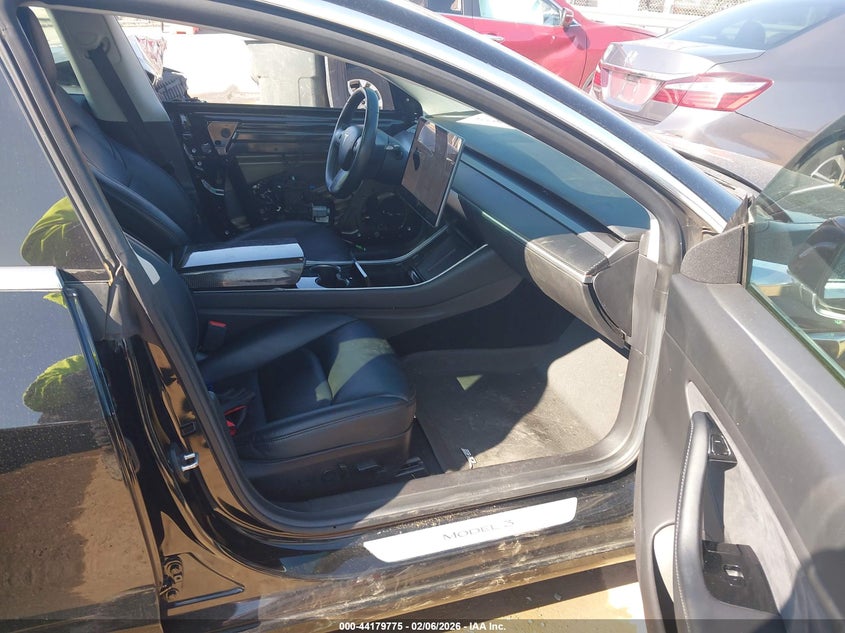 2019 Tesla Model 3 Long Range/Mid Range/Standard Range/Standard Range Plus