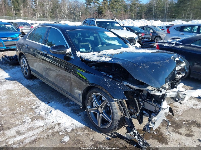 2017 Mercedes-Benz E 300 4Matic