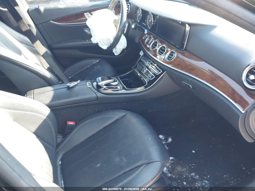 2017 Mercedes-Benz E 300 4Matic