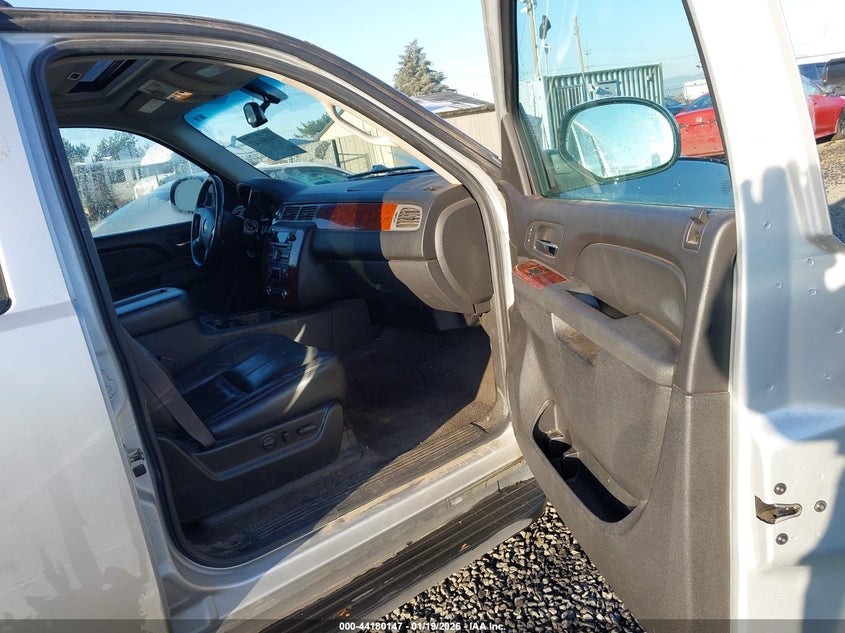 2011 Chevrolet Suburban 1500 Lt1