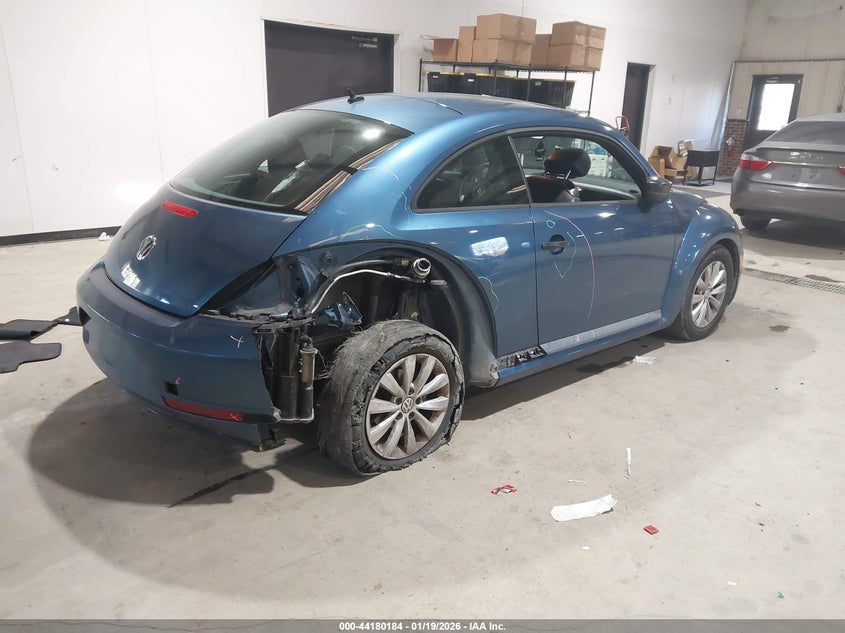 2017 Volkswagen Beetle #Pinkbeetle/1.8T Classic/1.8T S