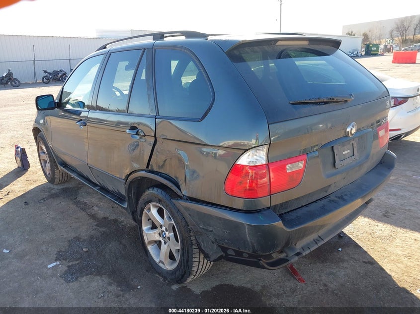 2004 BMW X5 3.0I