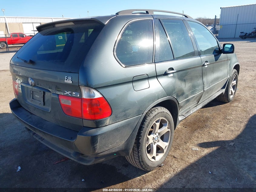 2004 BMW X5 3.0I