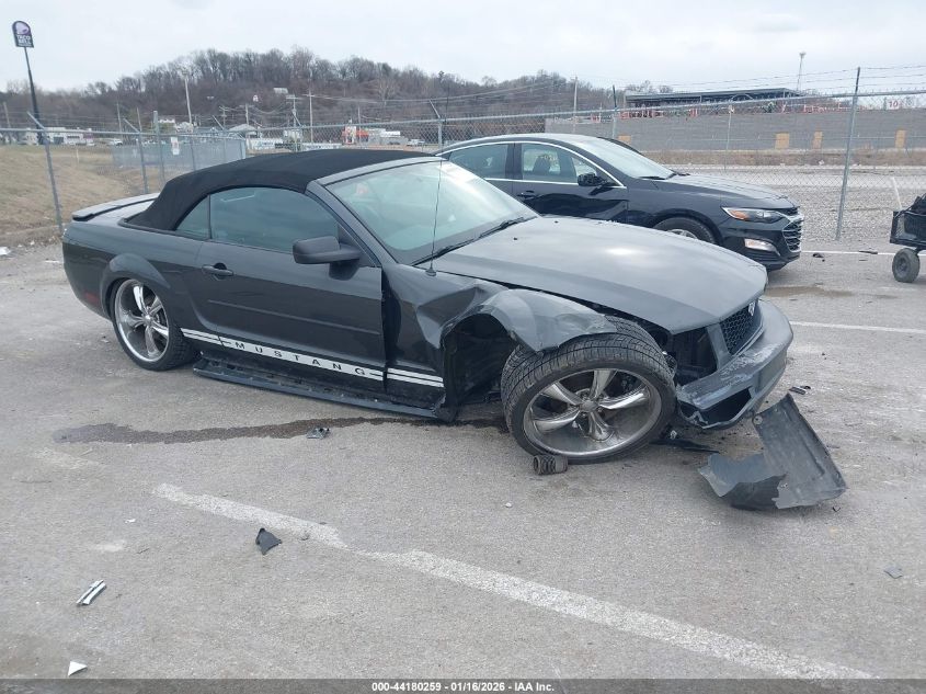 2007 Ford Mustang V6 Deluxe/V6 Premium