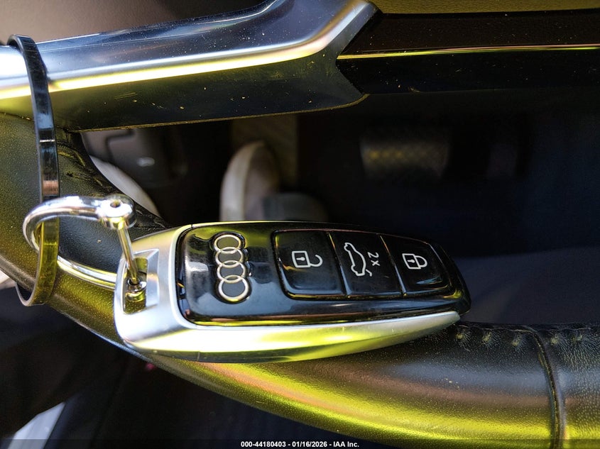 2020 Audi A8 L 55 Tfsi Quattro Tiptronic VIN: WAU8DAF8XLN015801 Lot: 44180403