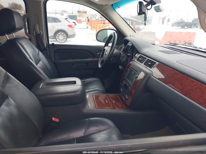 2010 Chevrolet Suburban 1500 Ltz