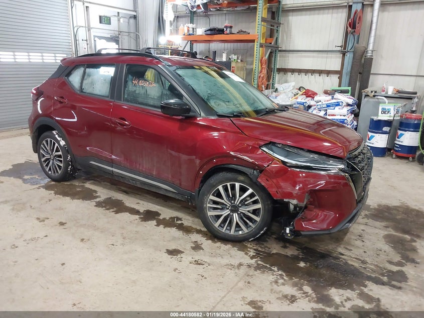 2021 Nissan Kicks Sr Xtronic Cvt