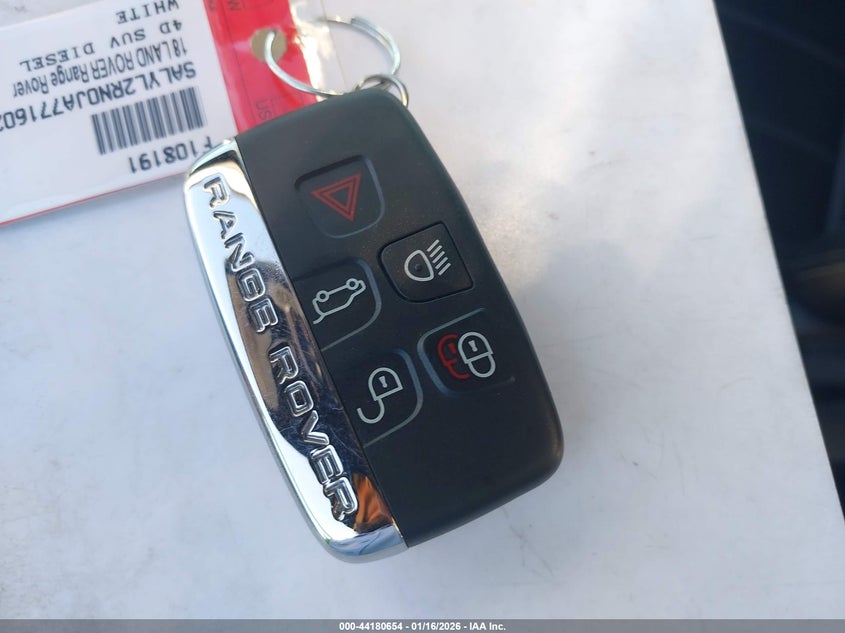2018 Land Rover Range Rover Velar D180 Se R-Dynamic VIN: SALYL2RN0JA771602 Lot: 44180654