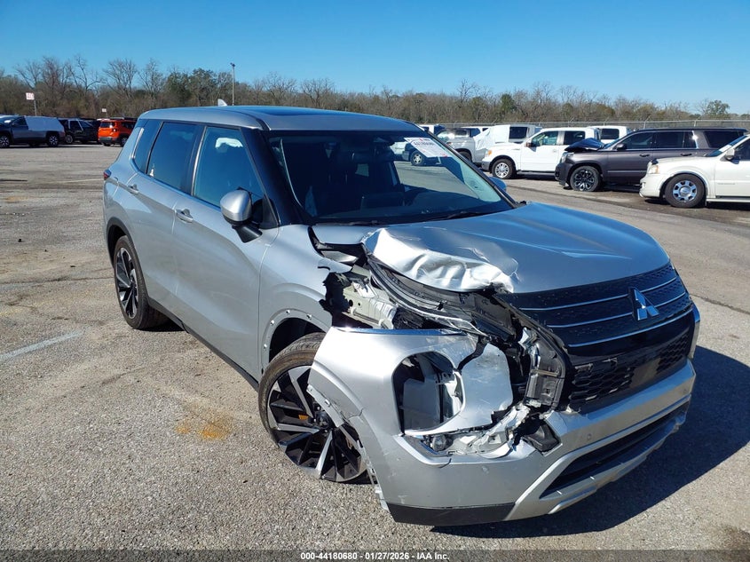 2023 Mitsubishi Outlander Se 2.5 2Wd/Se Black Edition 2Wd/Se Special Edition 2Wd