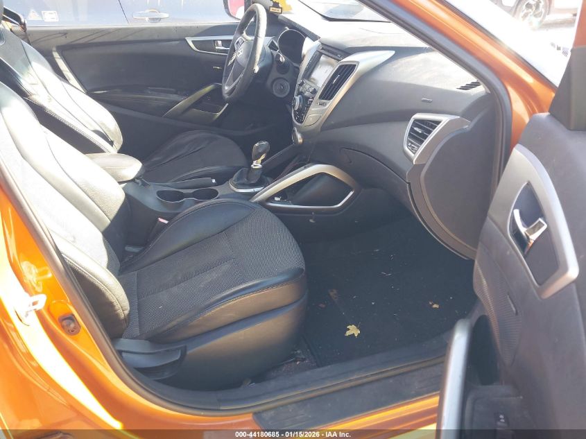 2013 Hyundai Veloster Base W/Black