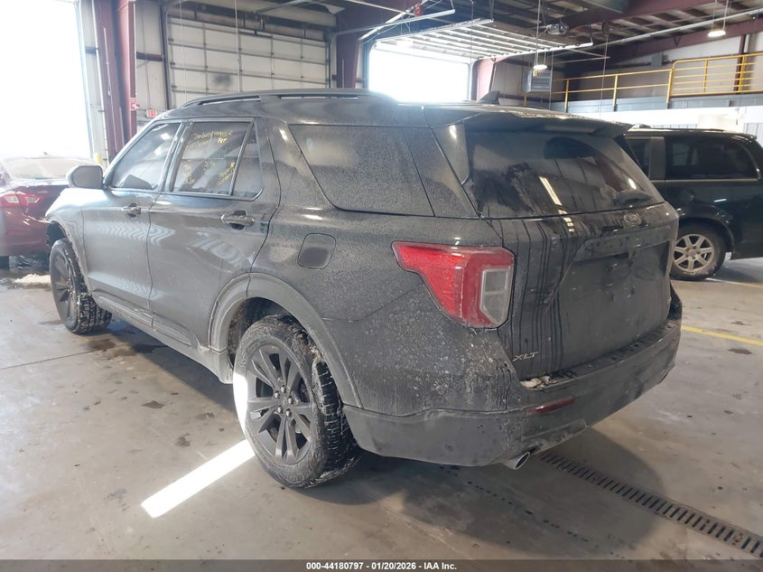 2022 Ford Explorer Xlt