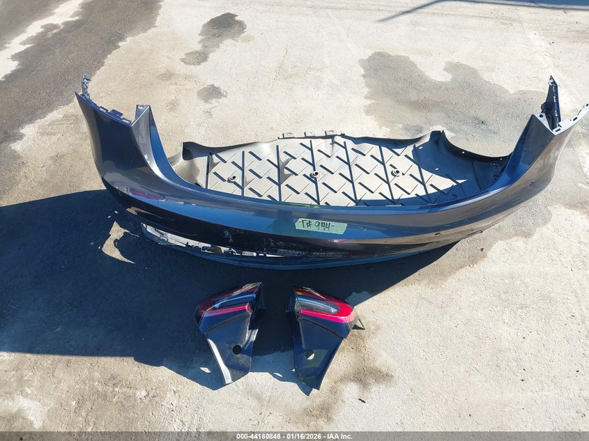 2018 Tesla Model 3 Long Range/Mid Range VIN: 5YJ3E1EAXJF012780 Lot: 44180848