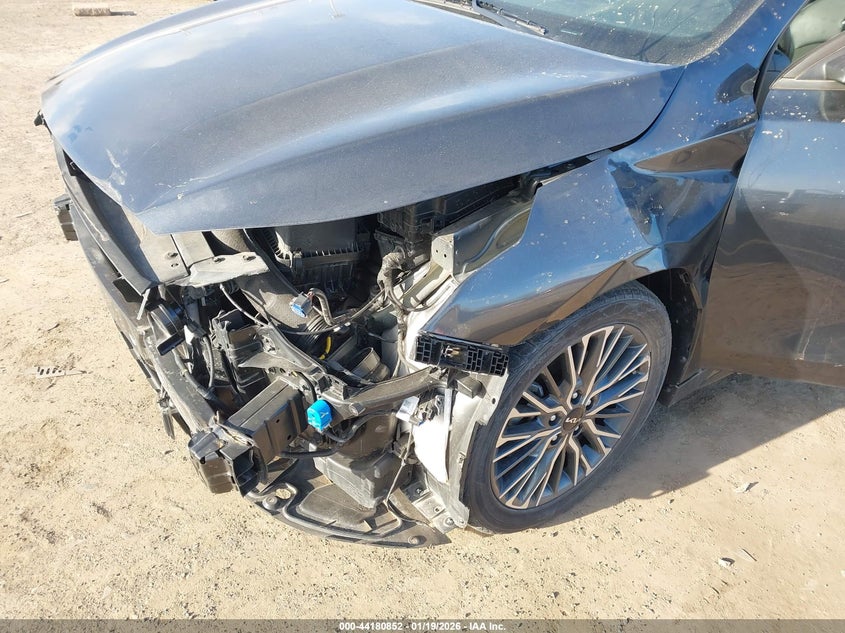 VIN 3KPF54AD0RE755965 2024 KIA FORTE GT-LINE