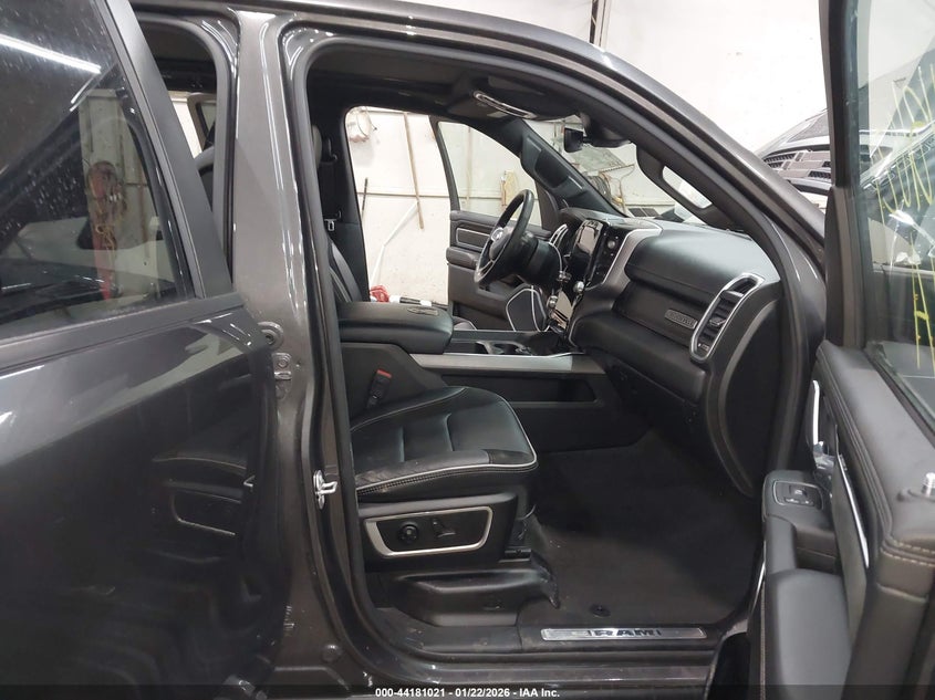 2021 Ram 1500 Laramie 4X4 5'7 Box