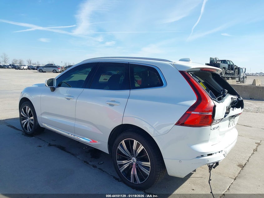 2023 Volvo Xc60 B5 Plus Bright Theme