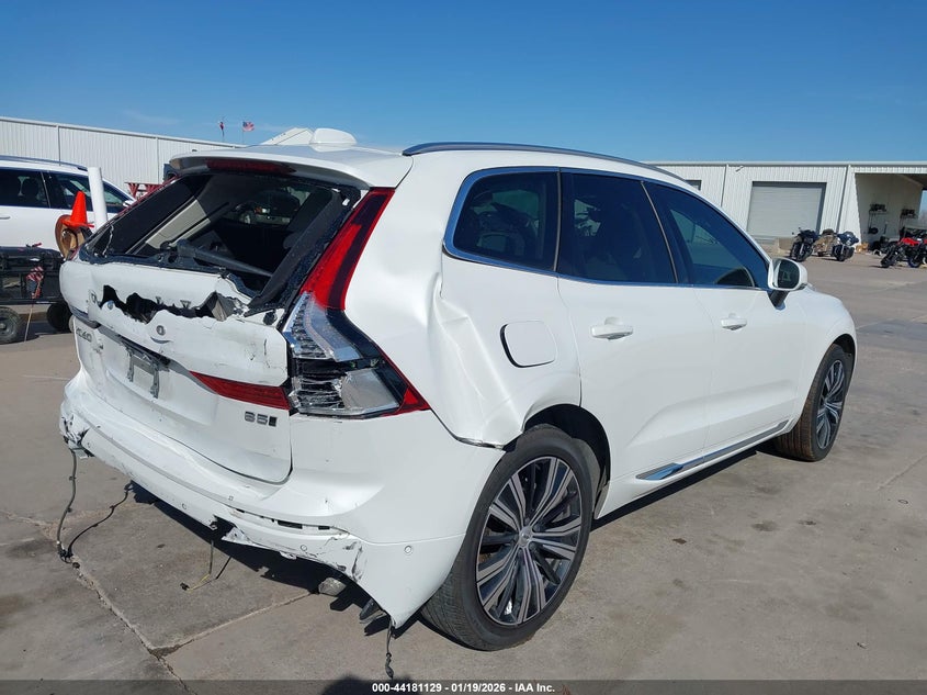 2023 Volvo Xc60 B5 Plus Bright Theme