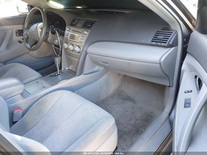 2010 Toyota Camry Le