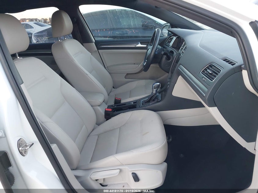 2019 Volkswagen E-Golf Sel Premium