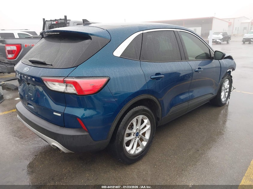 2020 Ford Escape Se