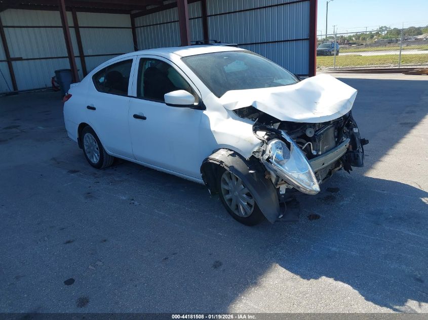 2017 Nissan Versa 1.6 S+