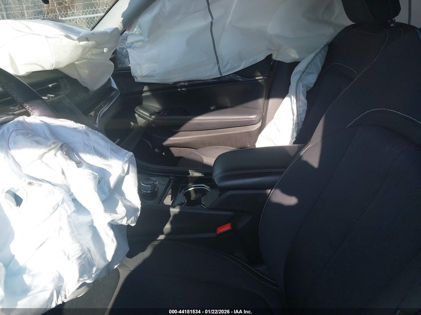 2021 Jeep Grand Cherokee L Laredo 4X4