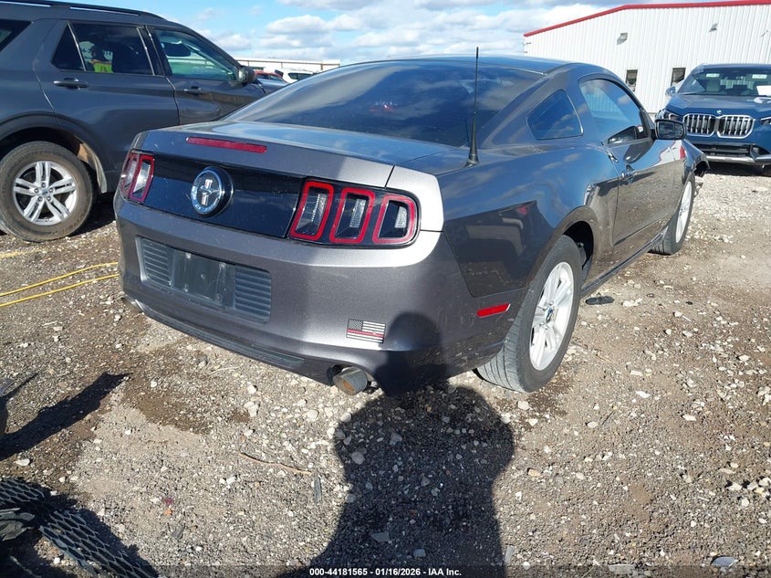 2014 Ford Mustang V6