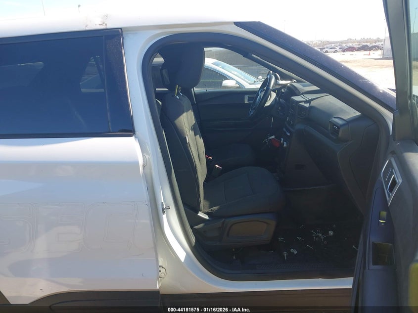 VIN 1FM5K8AB4LGC92998 2020 FORD POLICE INTERCEPTOR UTILITY