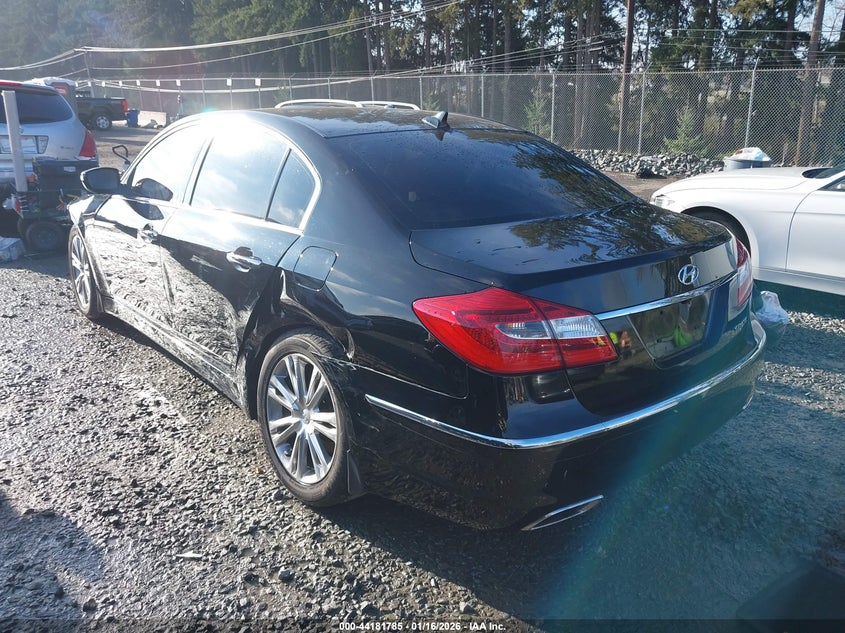 2013 Hyundai Genesis 3.8