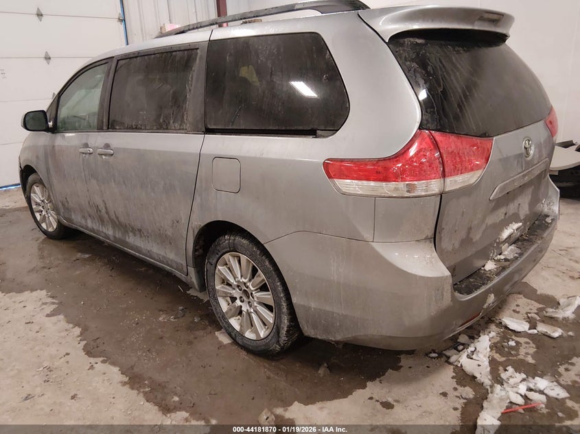 2011 Toyota Sienna Le
