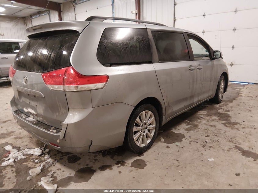 2011 Toyota Sienna Le