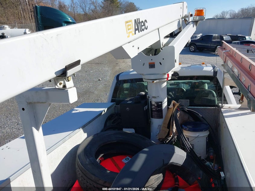 2019 Ford F-450 Chassis Xl VIN: 1FDUF4GY9KDA02114 Lot: 44181947