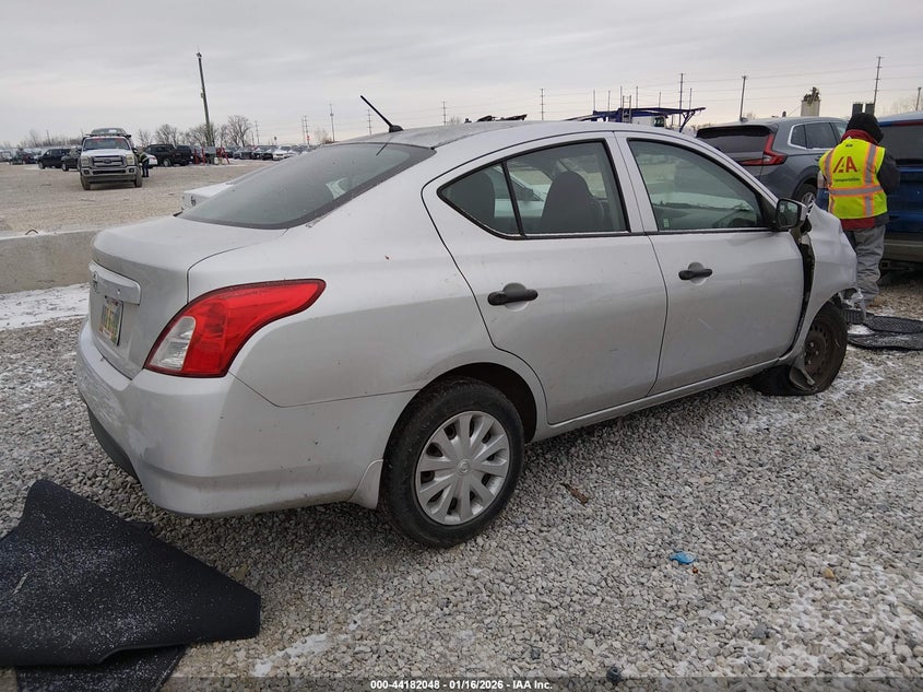 2016 Nissan Versa 1.6 S