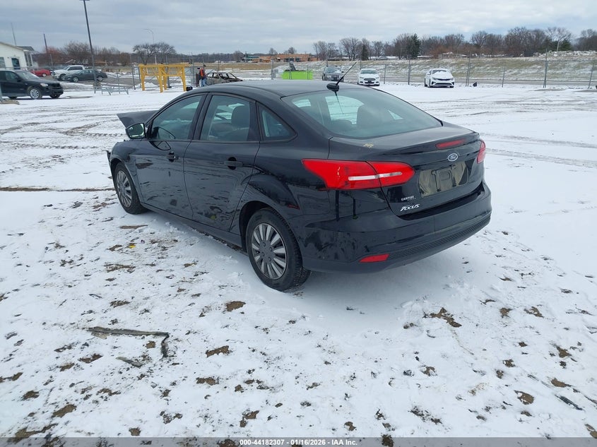 VIN 1FADP3E20JL298967 2018 FORD FOCUS S
