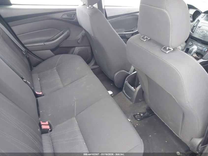 VIN 1FADP3E20JL298967 2018 FORD FOCUS S