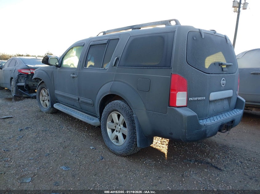 2005 Nissan Pathfinder Se