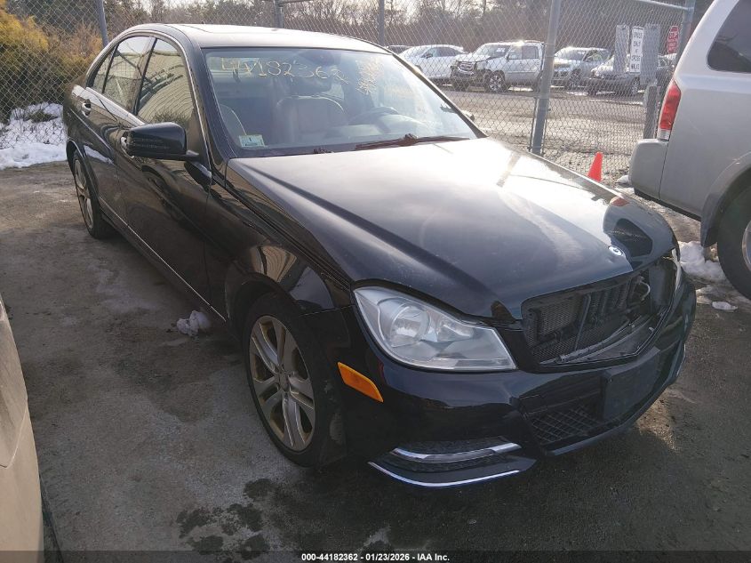 2013 Mercedes-Benz C 300 Luxury 4Matic