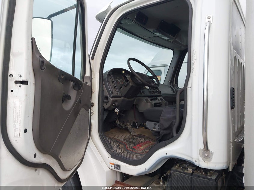 2015 Freightliner M2 106 Medium Duty