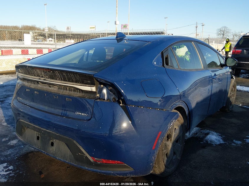 2025 Toyota Prius Plug-In Hybrid Se