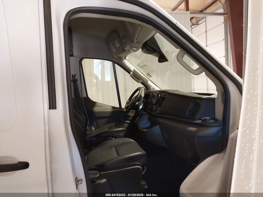 2024 Ford Transit-250