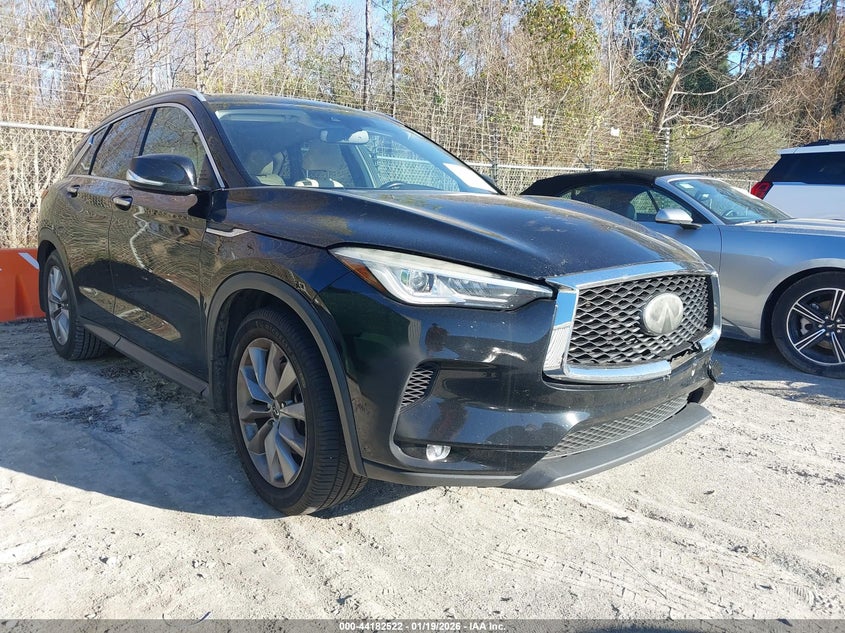 2019 INFINITI QX50 LUXE