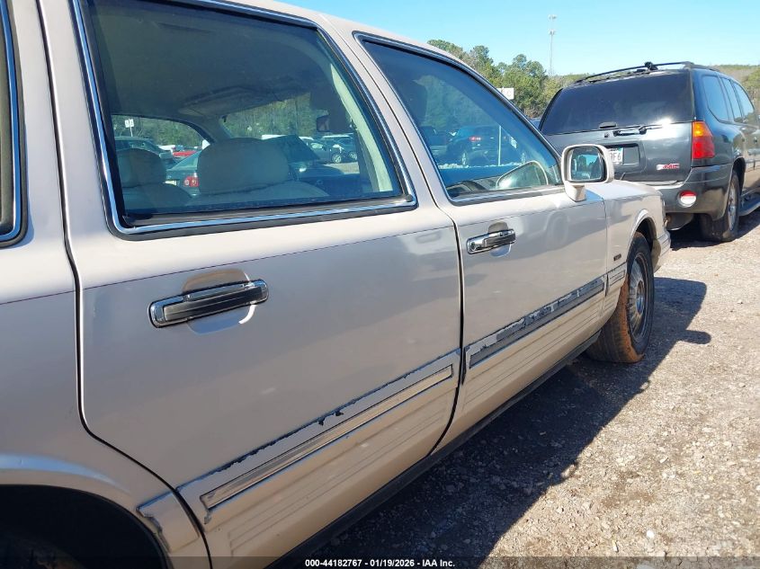 1995 Lincoln Town Car Cartier VIN: 1LNLM83W1SY630125 Lot: 44182767