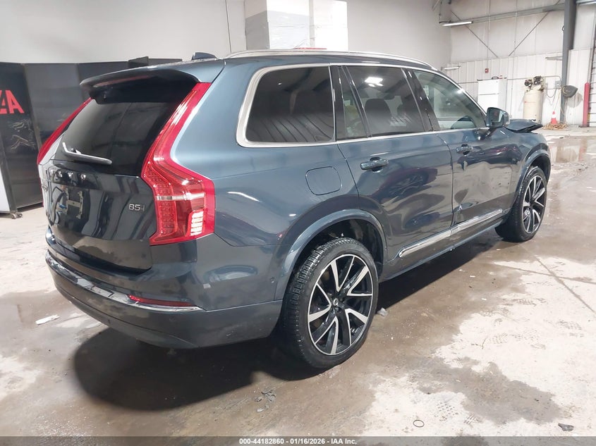 2024 Volvo Xc90 B5 Plus Bright Theme