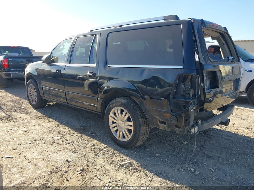 2011 Lincoln Navigator L