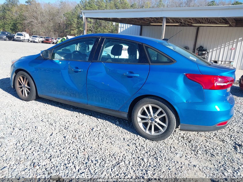 Vin: 1fadp3f22fl370340, lot: 44679041, ford focus se 20153