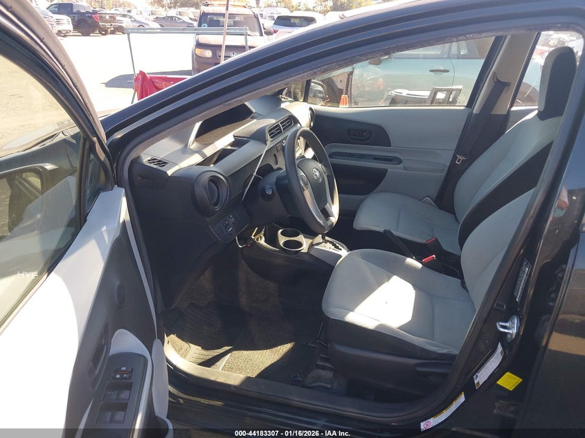 2013 Toyota Prius C One