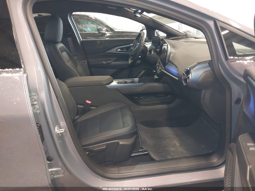 2025 Chevrolet Equinox Ev Lt 2