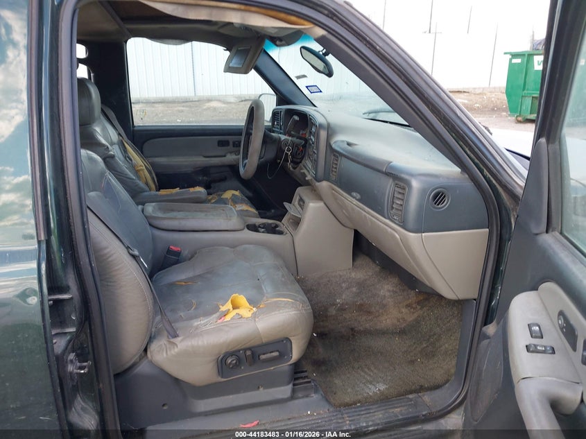 2002 Chevrolet Suburban 1500 Lt