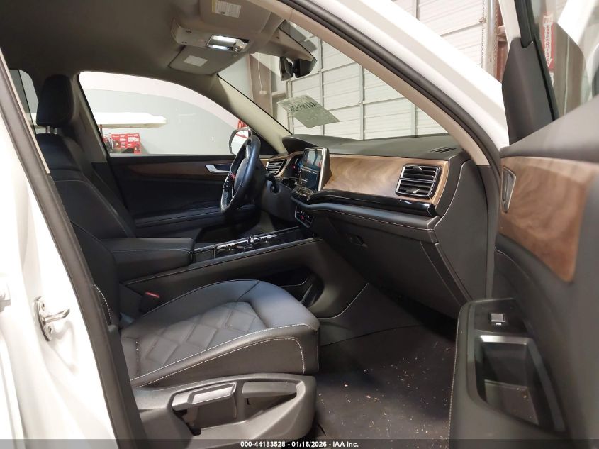 2025 Volkswagen Atlas - 1V2WR2CA4SC528320