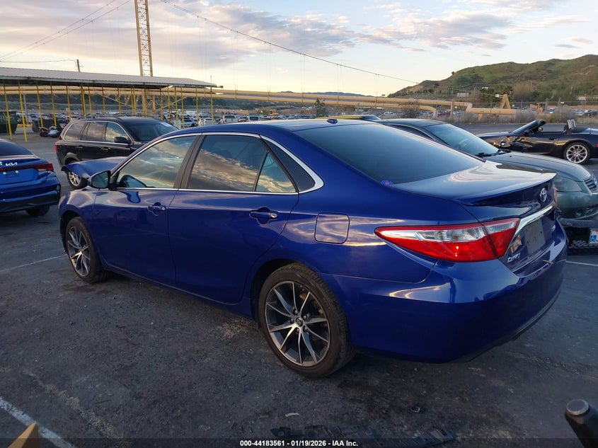 2015 Toyota Camry Xse